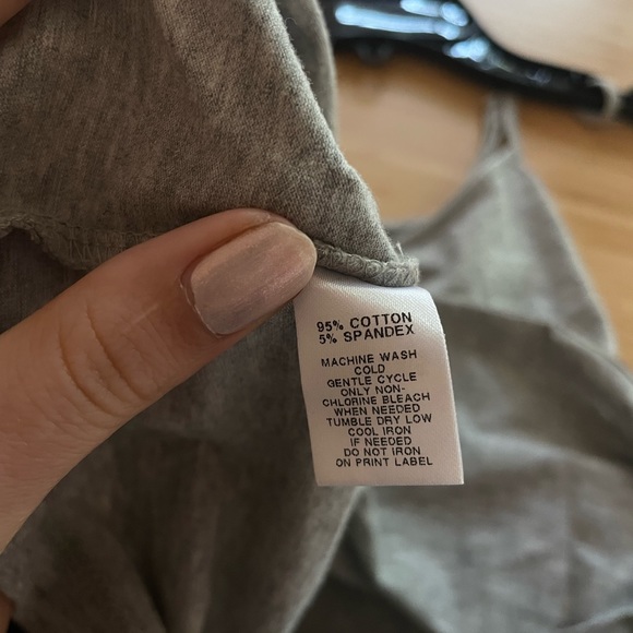 LOFT Small gray spaghetti strap tank top - Picture 3 of 3